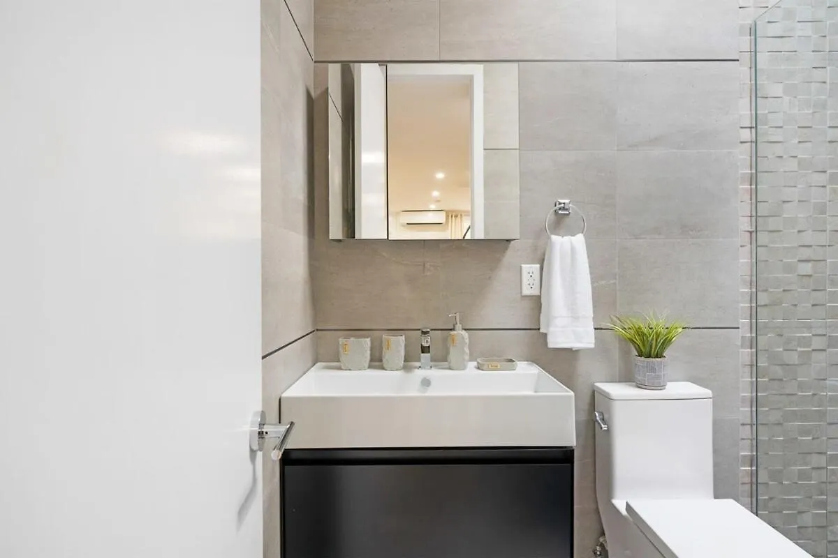 78-4A New 2Br Duplex With A Private Outdoor Ues Apartment New York 0*,